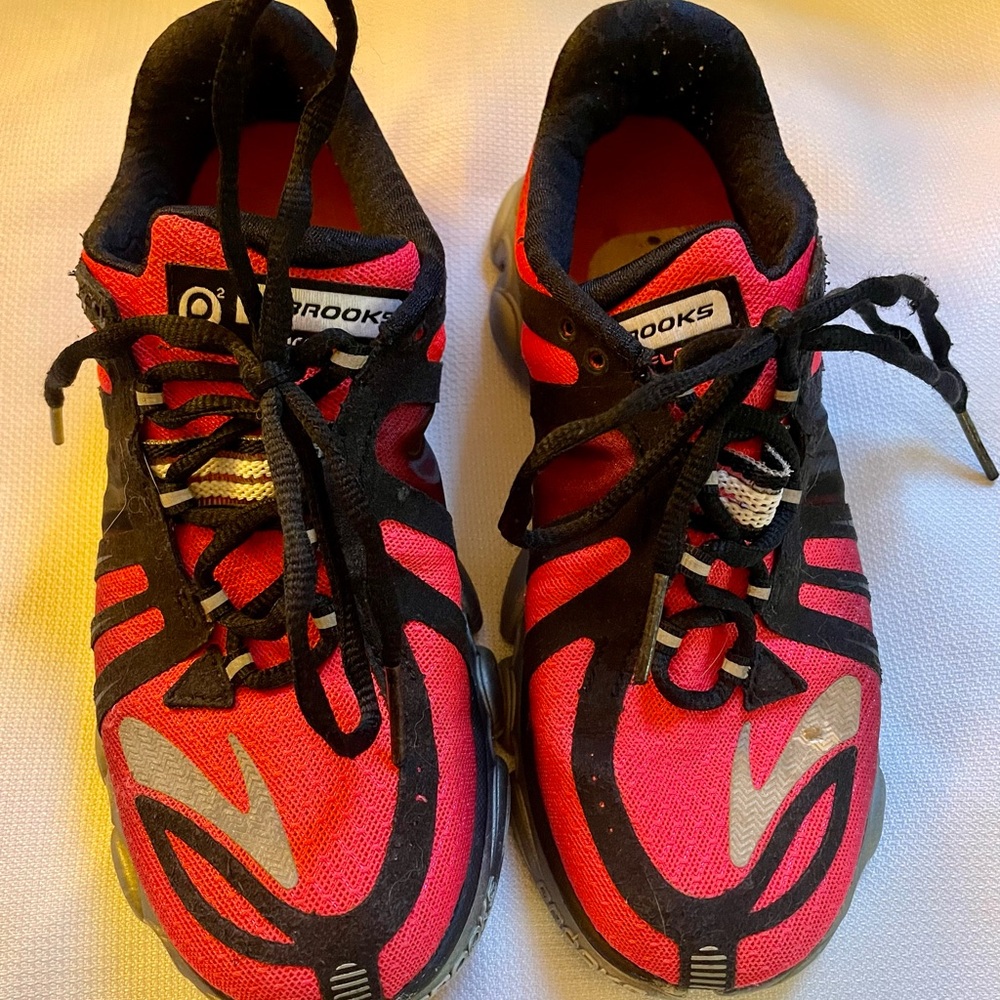 Brooks Women's Athletic Shoes - Red and Black